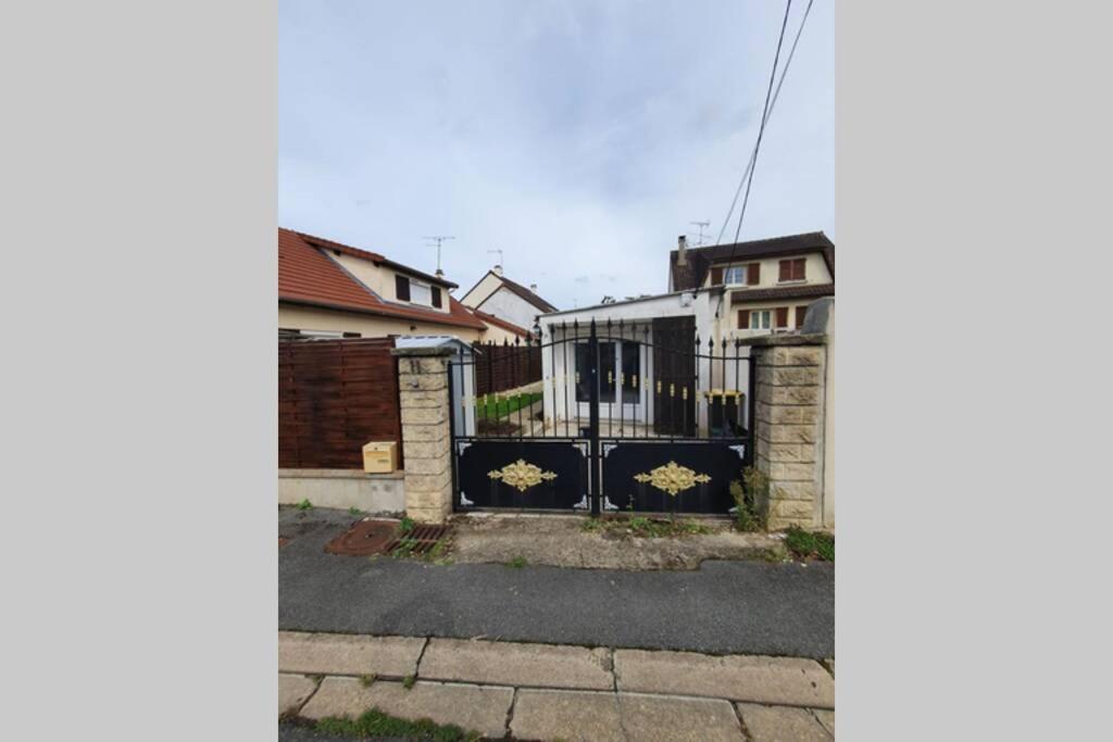 Maison Roisseenne Entre Paris Et Disneyland Roissy-en-Brie Εξωτερικό φωτογραφία